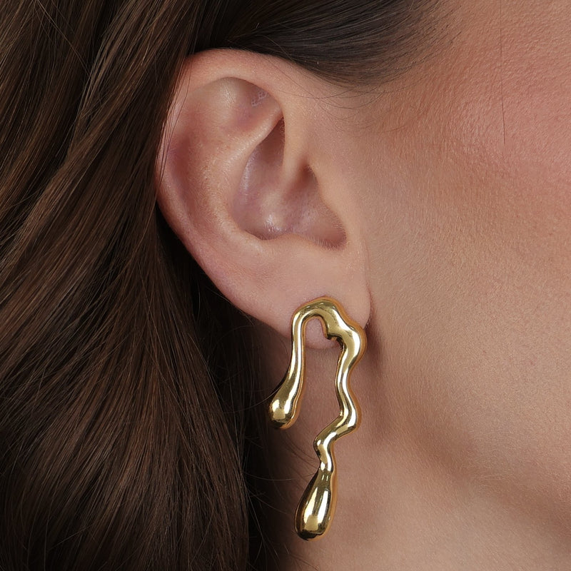 Brinco Dourado Orgânico de Gota Davyma