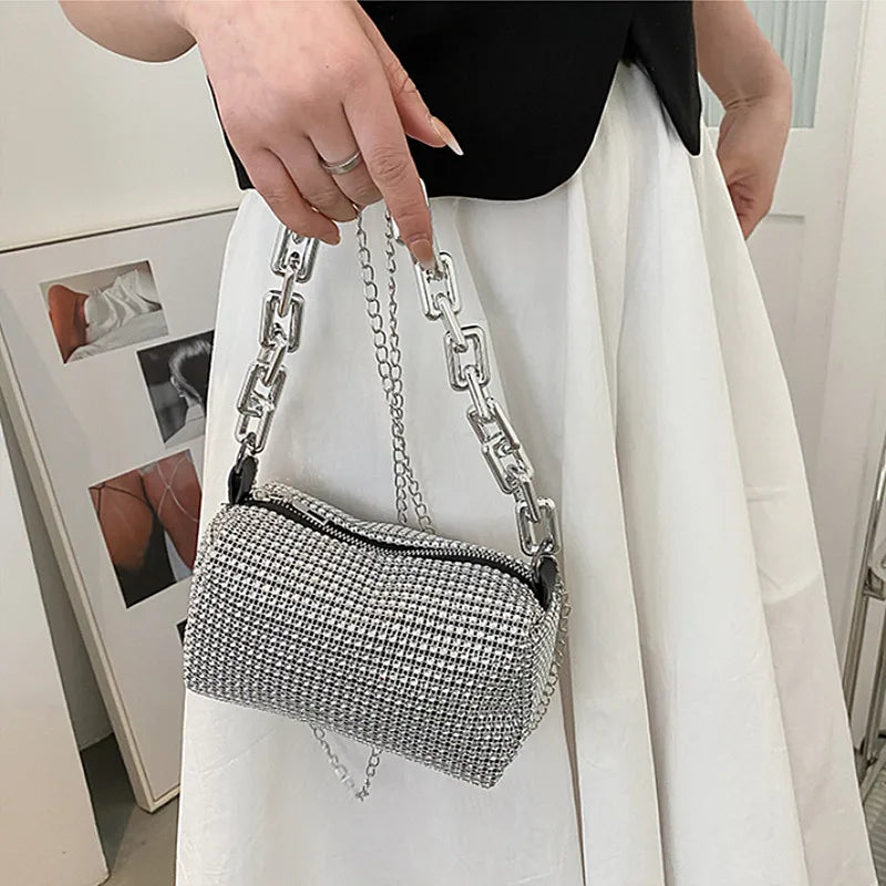 Mini bolsa crossbody feminina de luxo cheia de Strass e elegância