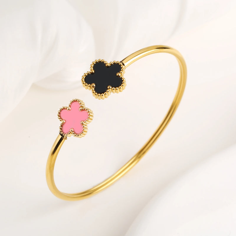 Pulseira Aberta De Flor De Cinco Folhas De Aço Inoxidável Banhada A Ouro
